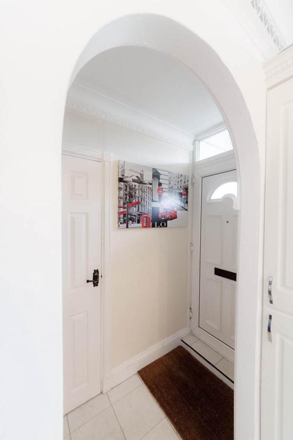 Juzz Holiday Lets Londra Exterior foto